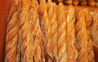 Sénégal : L’augmentation du prix du pain de 25 FCFA passe mal