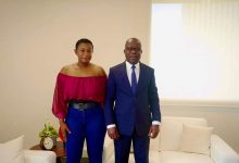 Pour avoir sauvé une femme en travail, Milie Marta reçoit les honneurs du Ministre Ivoirien de la Santé