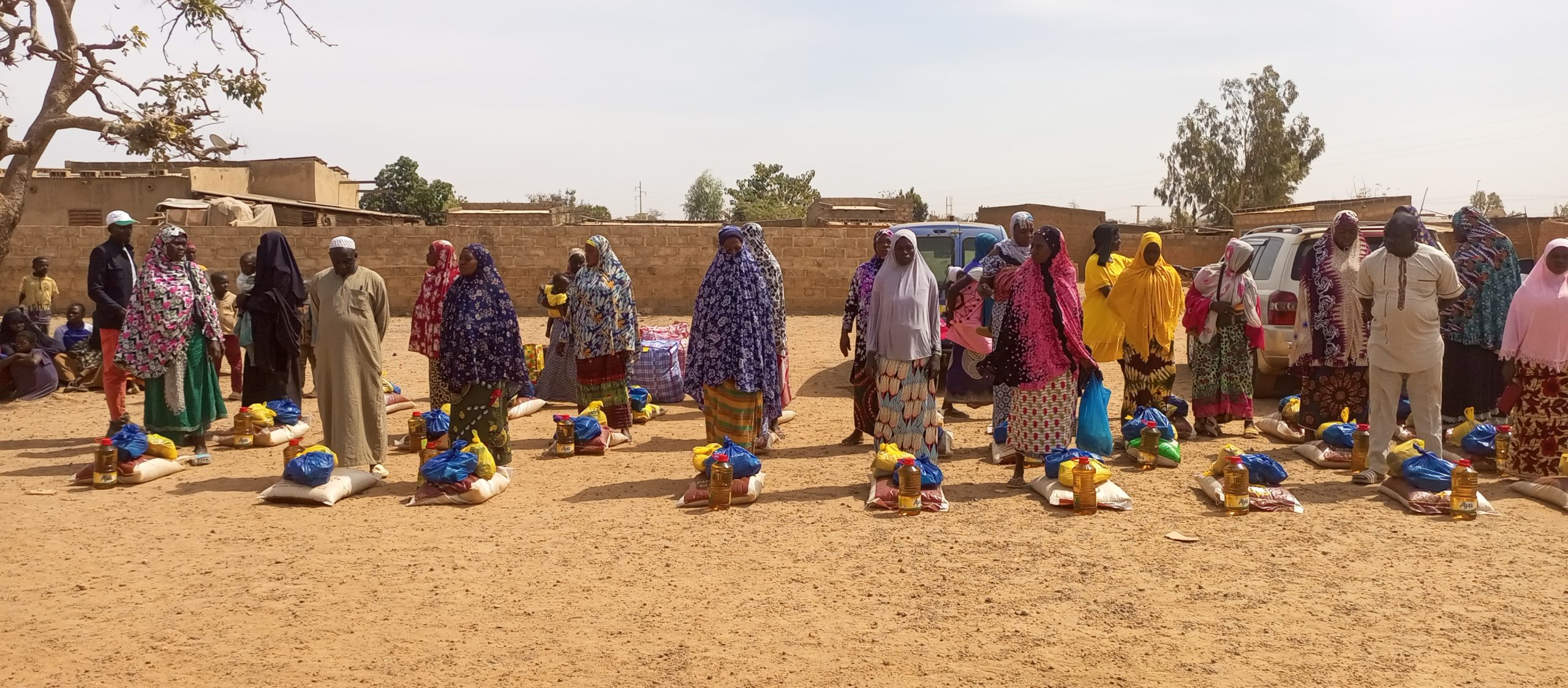 Solidarité : Burkina Ecolo Tech offre des kits alimentaires à 28 ménages de PDI