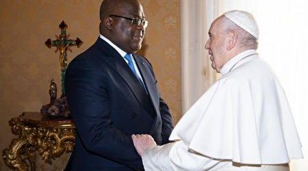 A Kinshasa, le pape fustige le « colonialisme économique » et appelle les pays riches à “cesser d’étouffer l’Afrique”