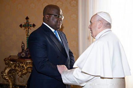 A Kinshasa, le pape fustige le « colonialisme économique » et appelle les pays riches à “cesser d’étouffer l’Afrique”