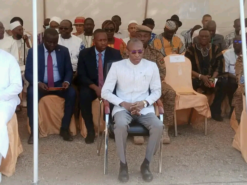 Reinhumation du Président Thomas Sankara et ses 12 compagnons : Le premier ministre rend hommage aux victimes
